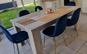 Maison Individuelle Parking Prive Et Gratuit