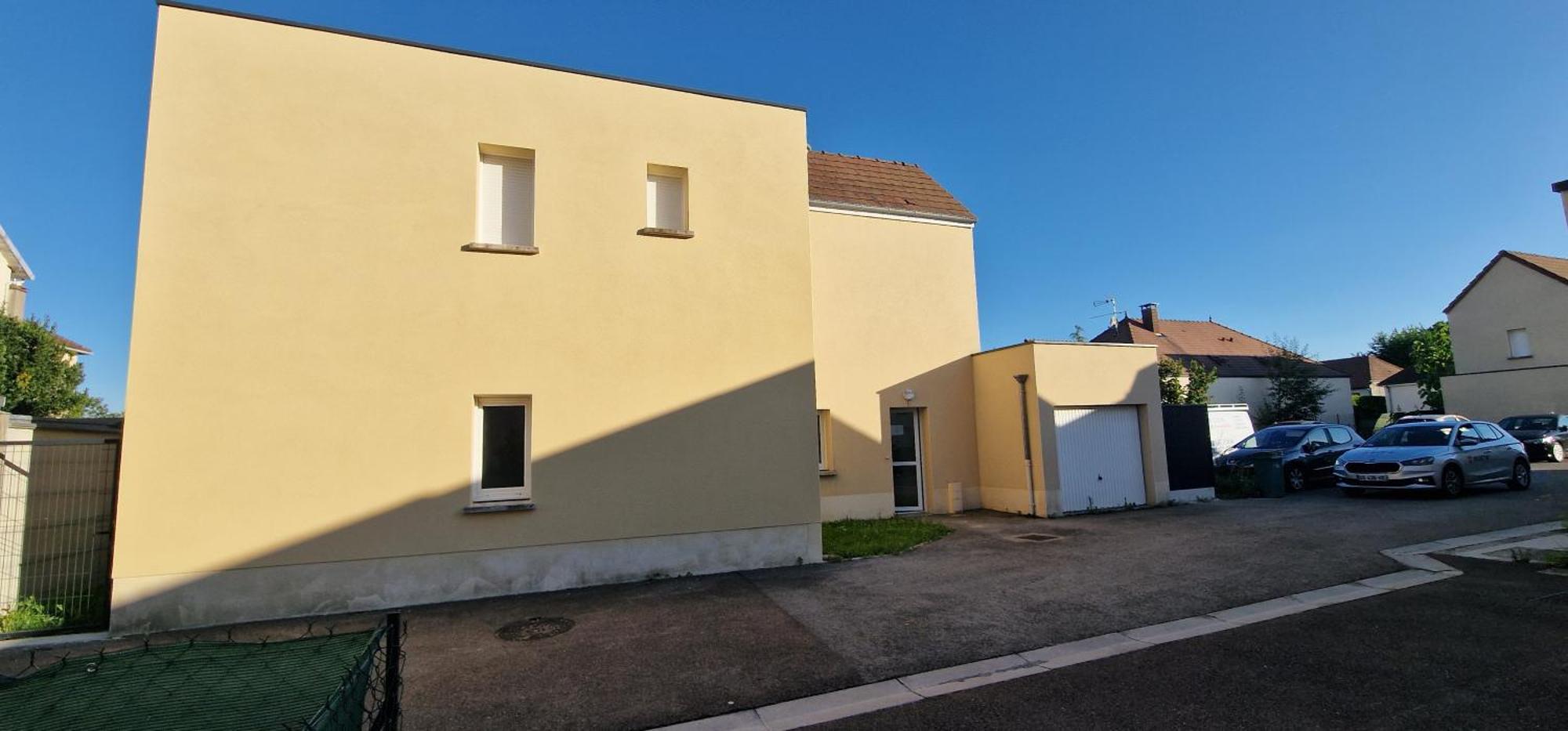 Maison Individuelle Parking Prive Et Gratuit Sainte-Savine Extérieur photo